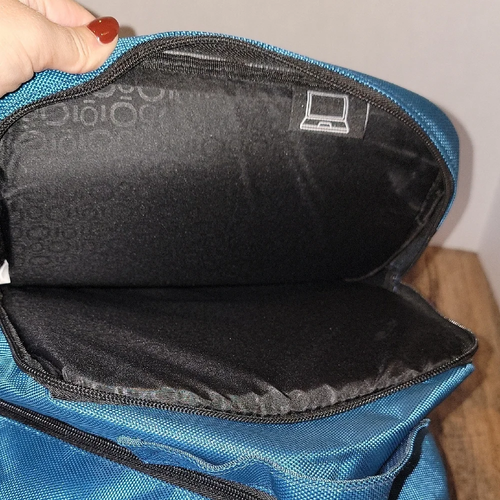 Doterra Teal Backpack with Black Accents